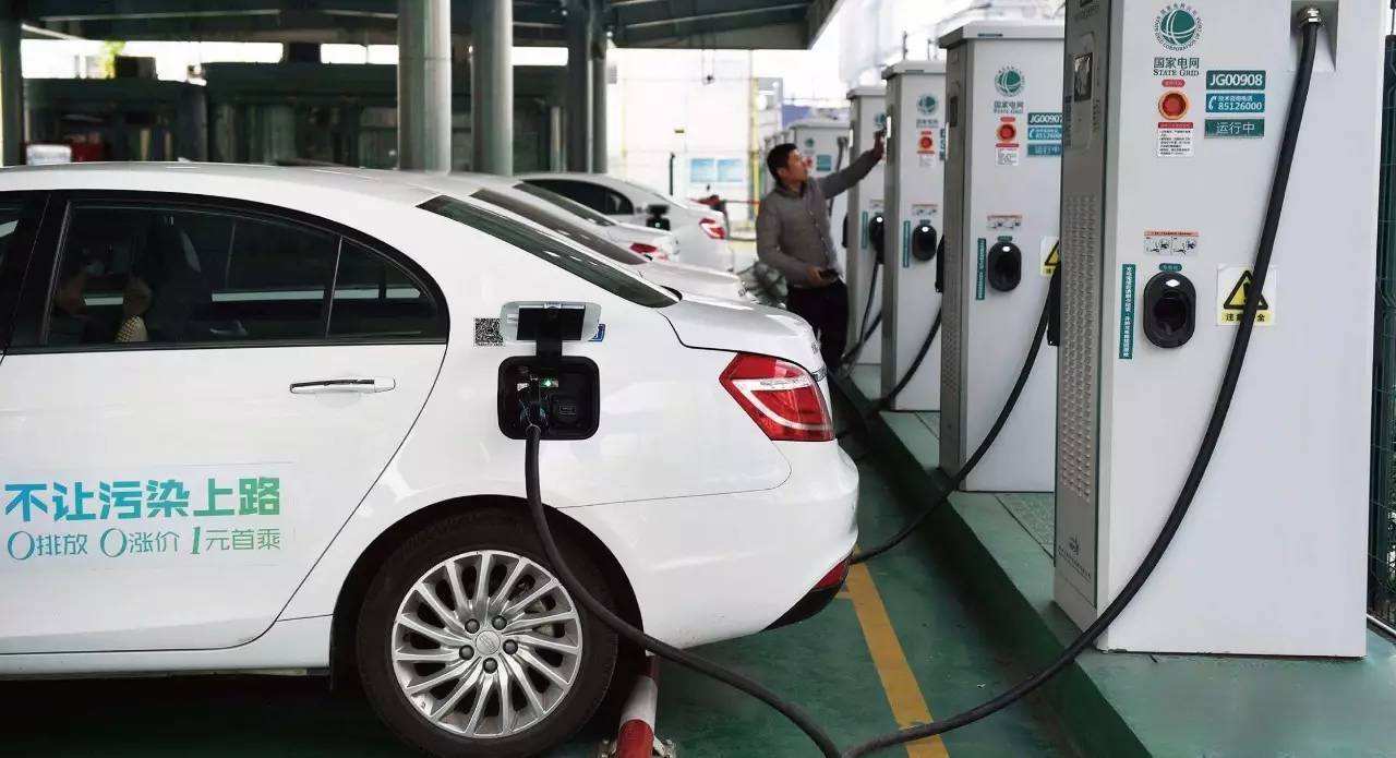 工信部：中国新能源汽车产销量连续五年居世界首位