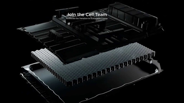 特斯拉展示革命性4680电池组装图！无极耳少发热 密度提升5倍