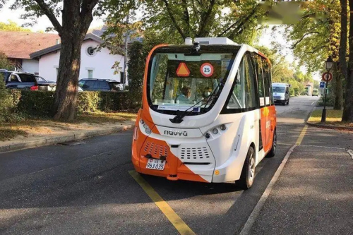 英國首批L4級無人駕駛公交車上路 夏季或將載客