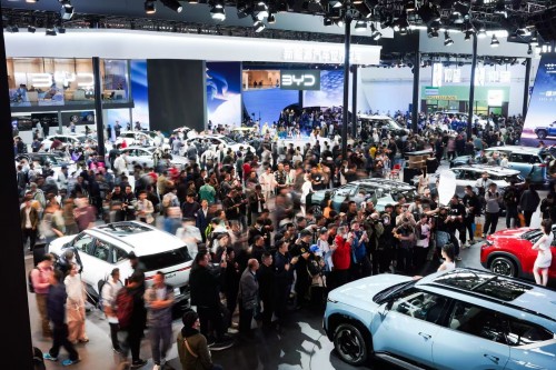 2026北京车展首日亮点：华为、小鹏、理想、比亚迪大唐、BBA及千问上车